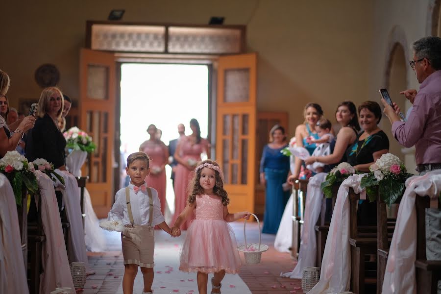 Fotografo di matrimoni Domenico Pisani (fotopisani). Foto del 3 ottobre 2019