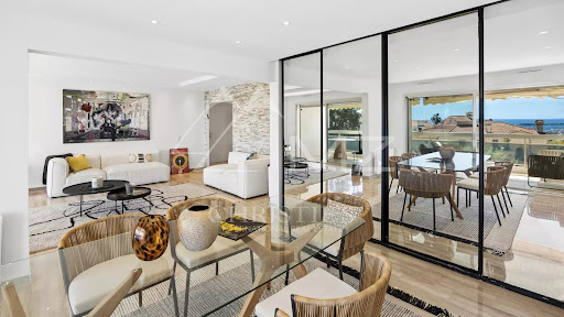 Seaside apartment with pool 5