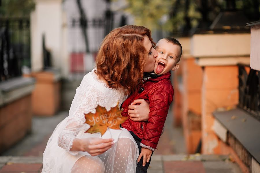 Fotografo di matrimoni Ekaterina Razina (rozarock). Foto del 28 ottobre 2018