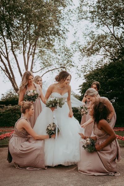 Fotografo di matrimoni Baran Cakici (studio-photogram). Foto del 23 ottobre 2019