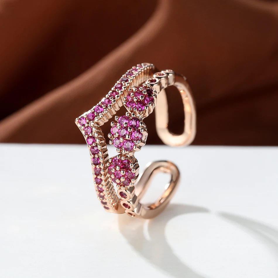Anello con diamanti bianchi a forma di V a doppio strato, un simbolo di eleganza e raffinatezza per celebrare momenti speciali con stile.