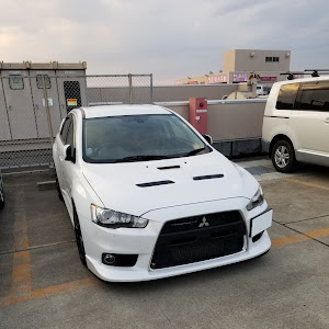 ランサーエボリューション X