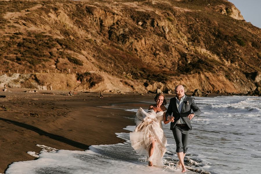 Fotógrafo de casamento Vitaly Grichuk (finemotions). Foto de 7 de junho 2022