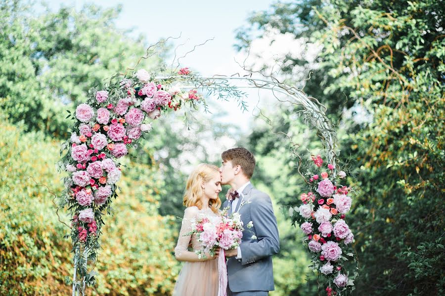 Fotógrafo de bodas Aleksandra Veselova (veslove). Foto del 26 de junio 2017