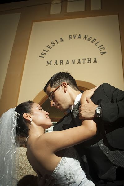 Fotografo di matrimoni Felix Camargo (felixcamargo). Foto del 19 marzo 2016