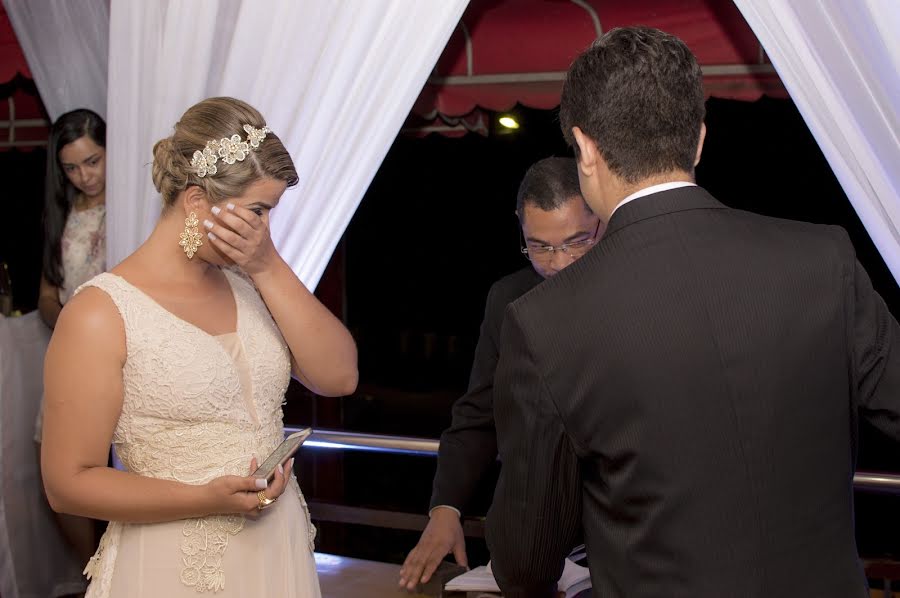 Fotógrafo de casamento Adson Santos (adsonlinsphoto). Foto de 4 de setembro 2018