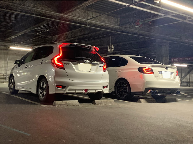 フィットのWRX S4・フィット3・コラボ・カメラ女子・カメラ練習に関するカスタム事例の投稿画像7枚目