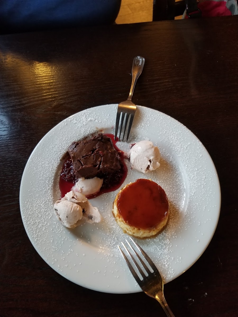 Dessert.  Amazing.  Chocolate flourless cake,  cherry icecream and creme brulee.