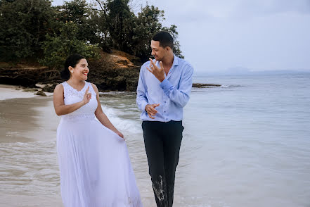 Fotografer pernikahan Alejandra Choque (aleysunikon). Foto tanggal 27 Oktober 2023