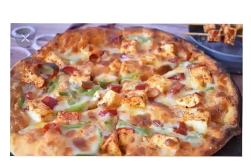 Paneer Tikka Cheese Pizza