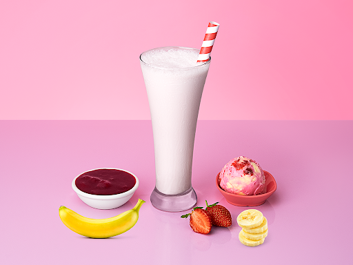 Banana 'N Strawberries Milkshake