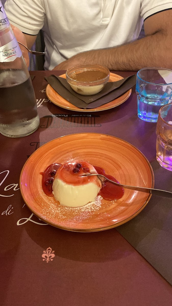 Tiramisu and panna cotta