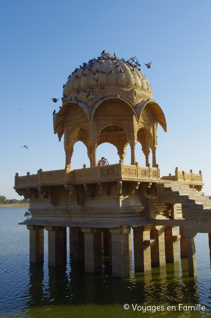 Gadi sagar lake