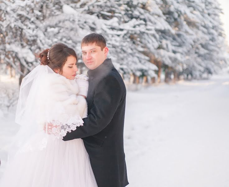 Bröllopsfotograf Kseniya Nikolaeva (ksunikolaeva21). Foto av 29 januari 2018