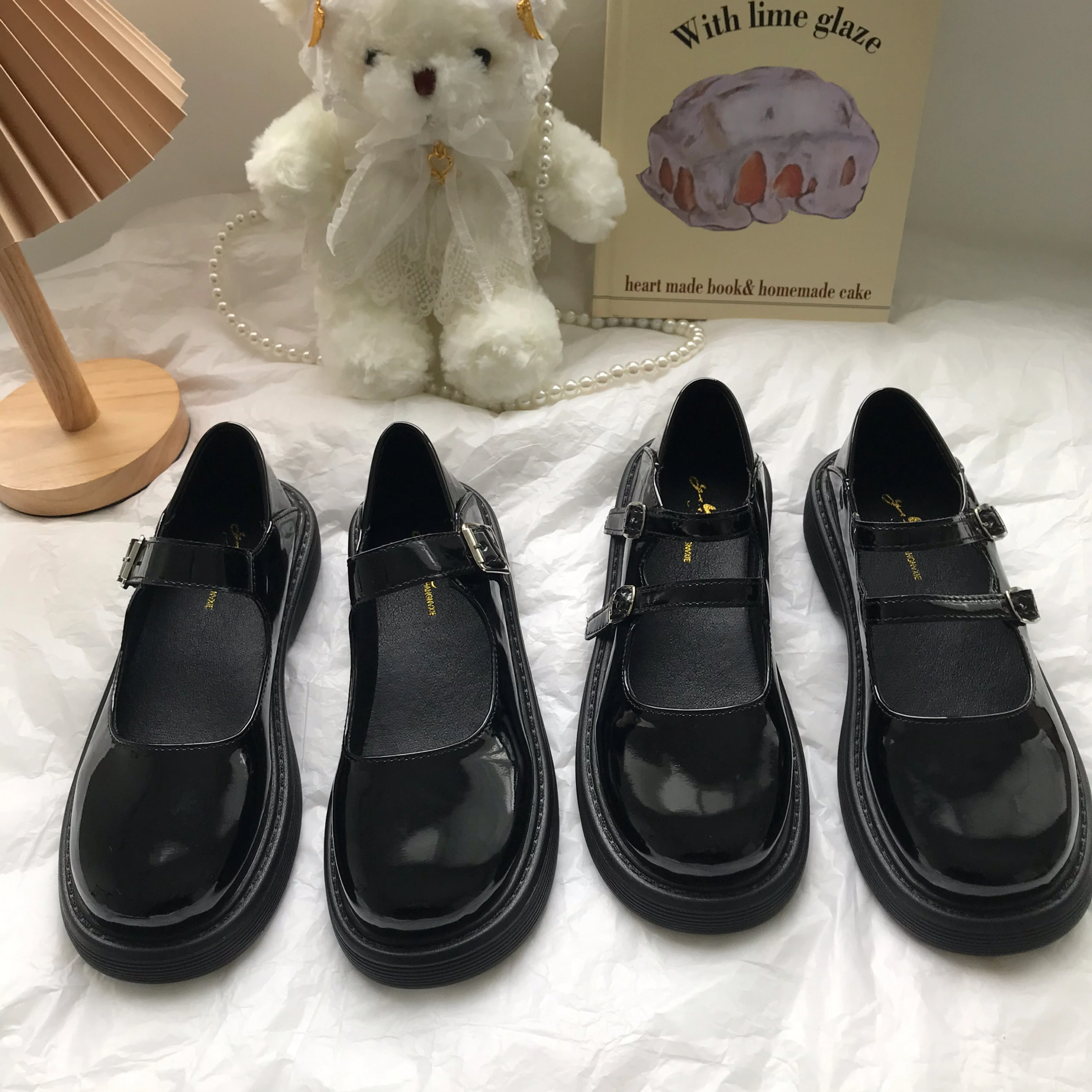Title 8, Czarne, retro damskie buty ze skóry w stylu ang...