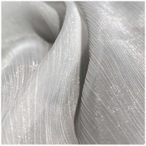Title 3, Streamer Water Grain White Shiny Mesh Yarn Clot...