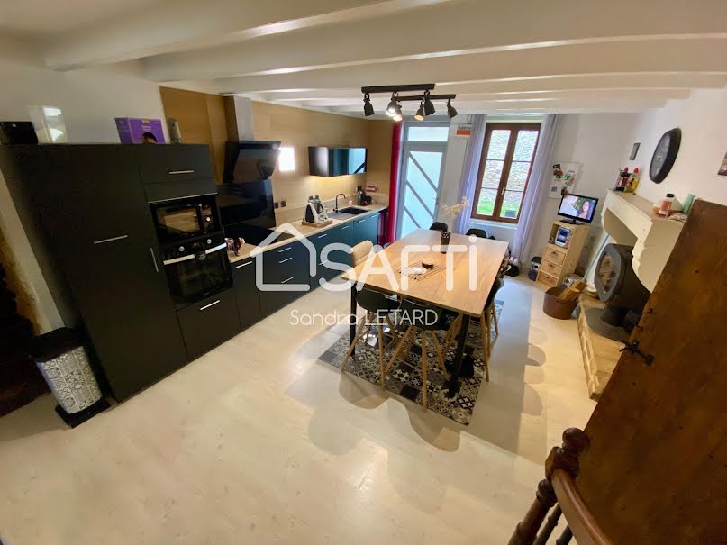 Vente maison 7 pièces 250 m² à Montemboeuf (16310), 295 000 €