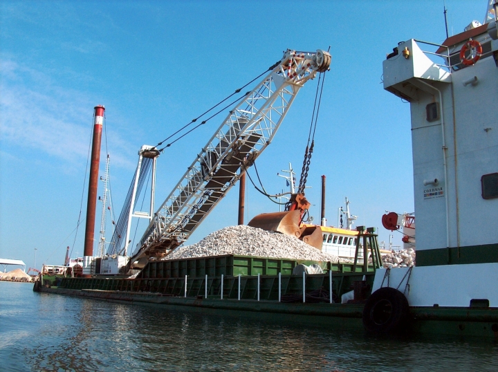 Lavori in Porto di Dicinquemila