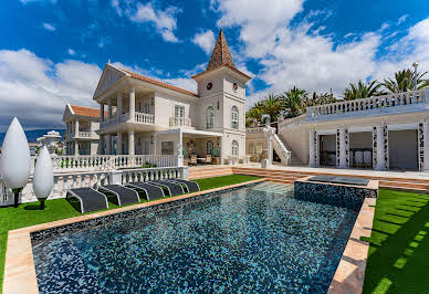 Villa with pool and terrace 1