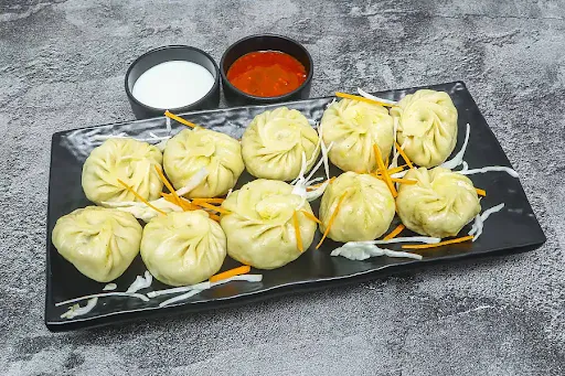 Veg Steamed Momos [10 Pieces]