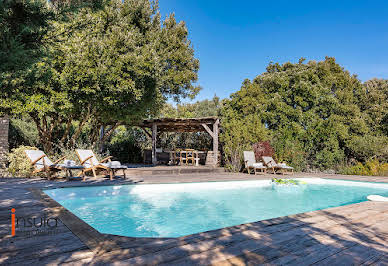 House with pool and terrace 3