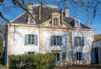 Maison avec terrasse 1