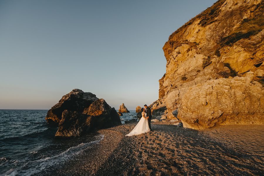 Wedding photographer Michele Crimi (michelecrimiph). Photo of 7 February 2020