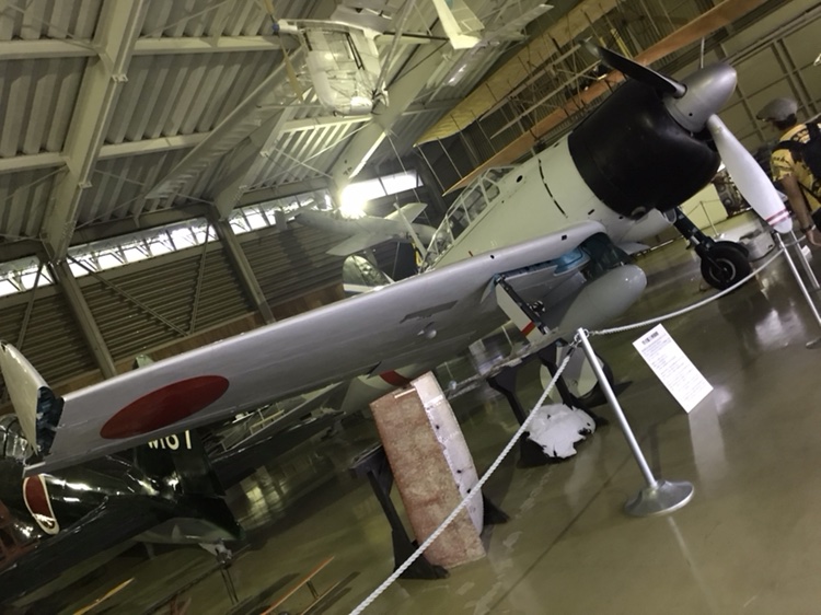 フェアレディZのドライブ・Z33・河口湖自動車博物館・フェラーリ・戦闘機に関するカスタム事例の投稿画像6枚目