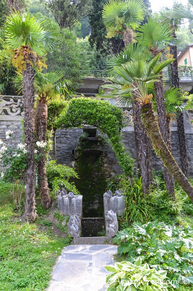 Lac de Côme,  Varenna, villa monastero