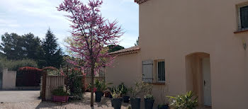 villa à Lourmarin (84)