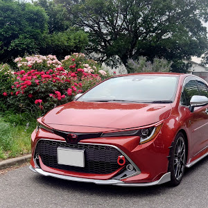 カローラスポーツ NRE210H
