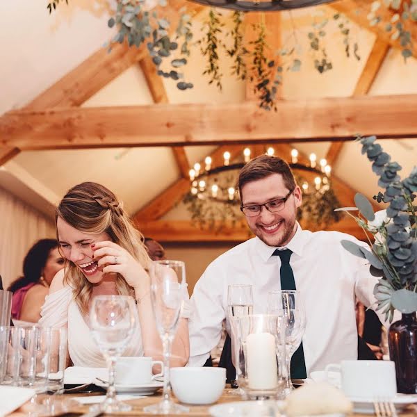 Fotografo di matrimoni Sarah Brookes (sarahbrookesph). Foto del 2 luglio 2019