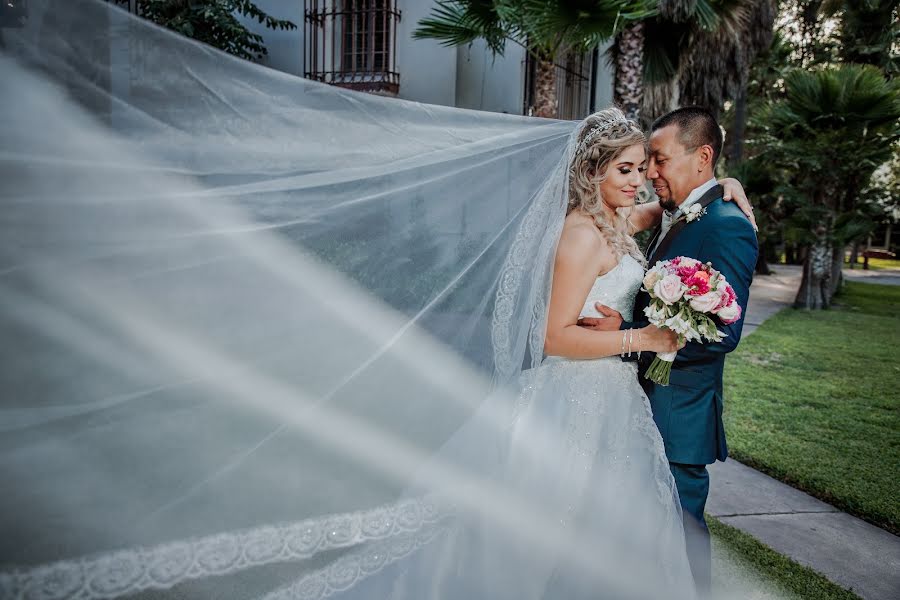 Свадебный фотограф Rocío Guerra (redcarpet). Фотография от 28 февраля 2019