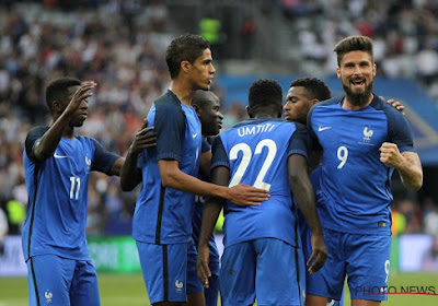 Les Bleus enthousiastes au sujet de la nouvelle génération 