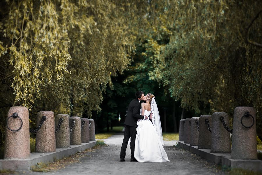 結婚式の写真家Evgeniy Krivoshein (krikri)。2014 6月25日の写真