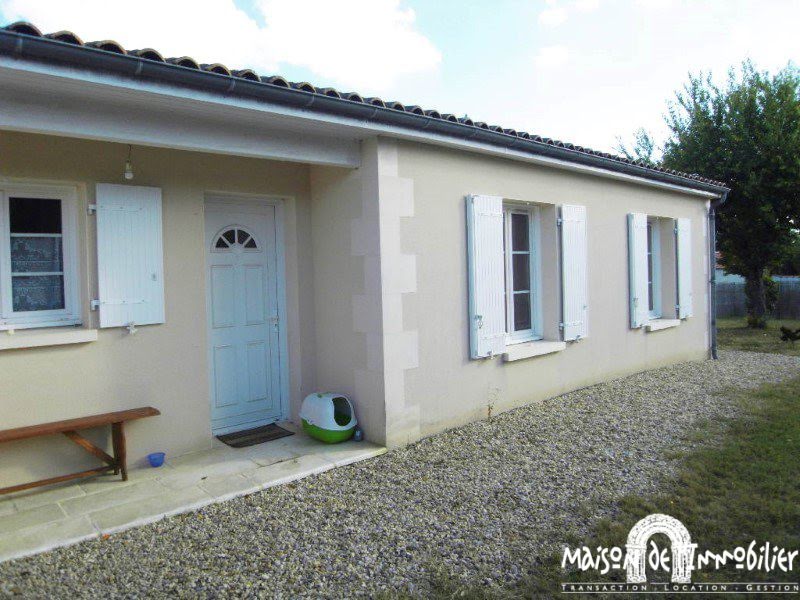 Vente maison 4 pièces 88 m² à Javrezac (16100), 214 000 €