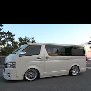 ハイエースバン TRH200V