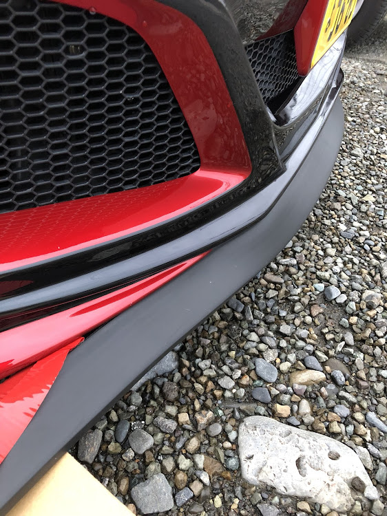 S660のDIY・S660・イージーリップ プロ・真紅の赤・Rosso cremisiに関するカスタム事例の投稿画像4枚目