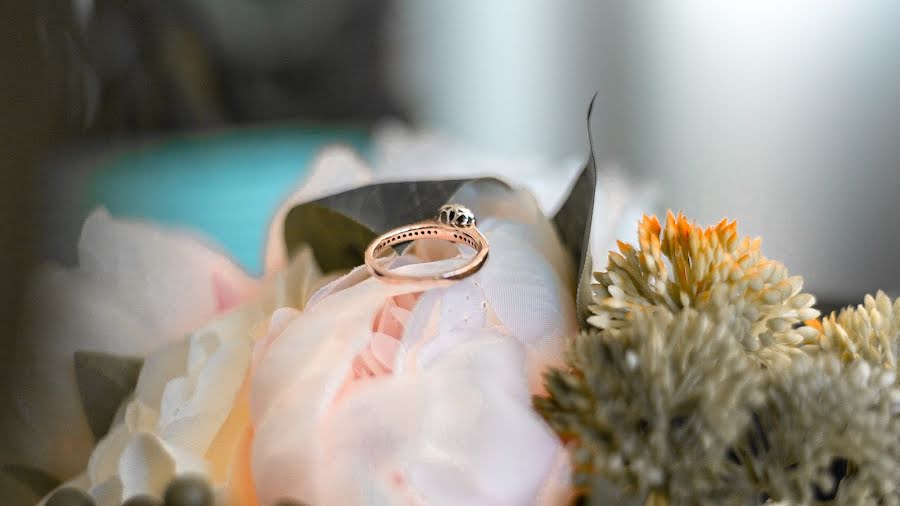 Fotógrafo de bodas Daniel Gonzalez (hundredfoldphoto). Foto del 27 de agosto 2019