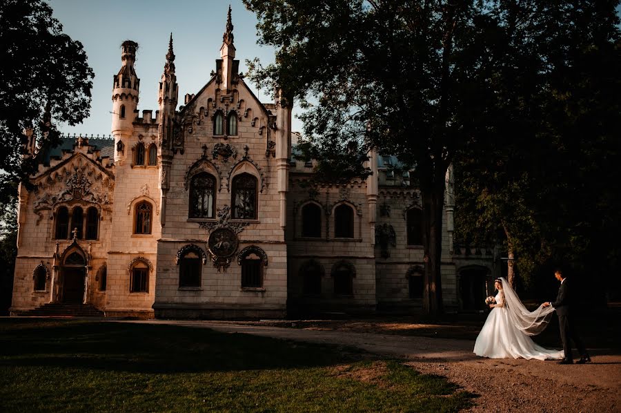 Wedding photographer Paul Dumea (pauldumea). Photo of 19 October 2022