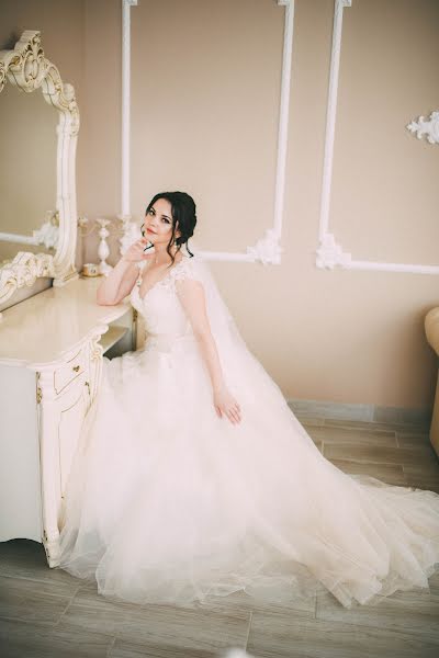 婚禮攝影師Denis Khuseyn（legvinl）。2019 2月13日的照片