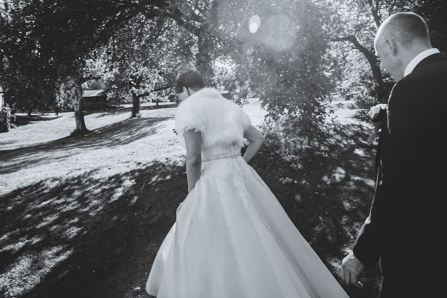 Wedding photographer Marta Režová (martic). Photo of 18 May 2020