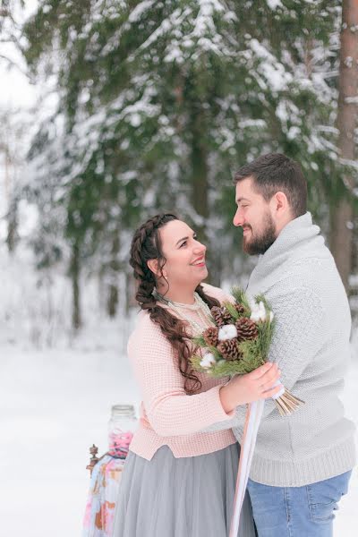 Jurufoto perkahwinan Olga Pankova (lapshina1993). Foto pada 22 Februari 2018