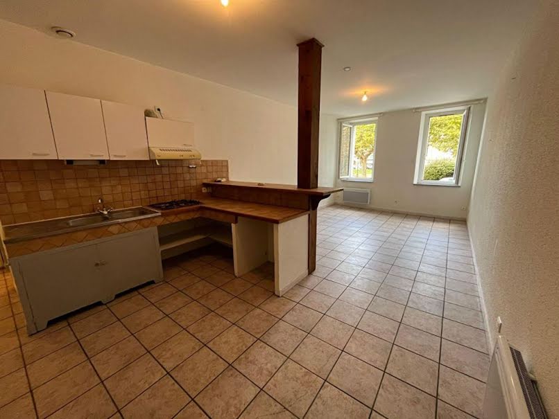 Location  appartement 1 pièce 36 m² à Castelnaudary (11400), 350 €