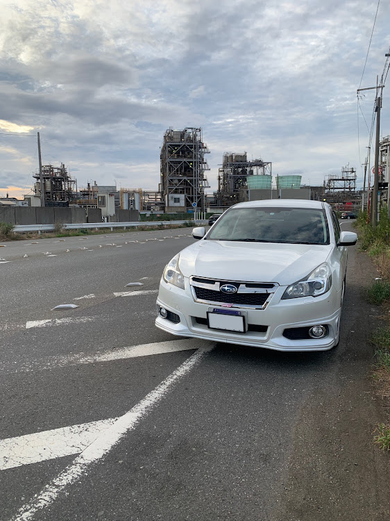レガシィツーリングワゴンのドライブ・スバル乗りと繋がりたい・柿本改マフラー・川崎工業地帯に関するカスタム事例の投稿画像1枚目