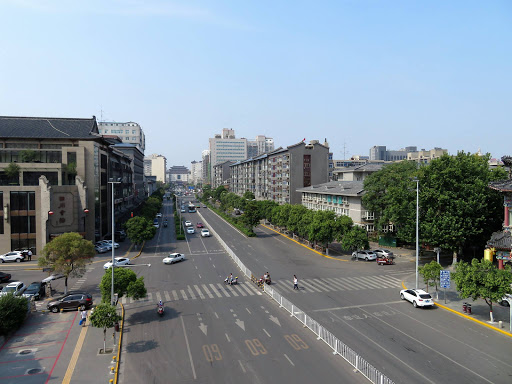 Xi'an City wall bike ride China 2016