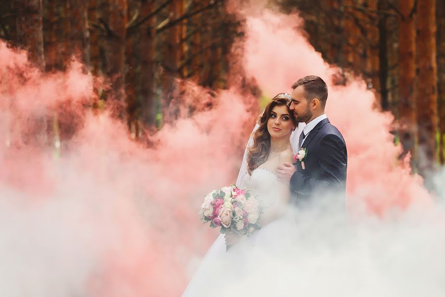 Fotógrafo de bodas Oleg Roganin (roganin). Foto del 13 de junio 2022