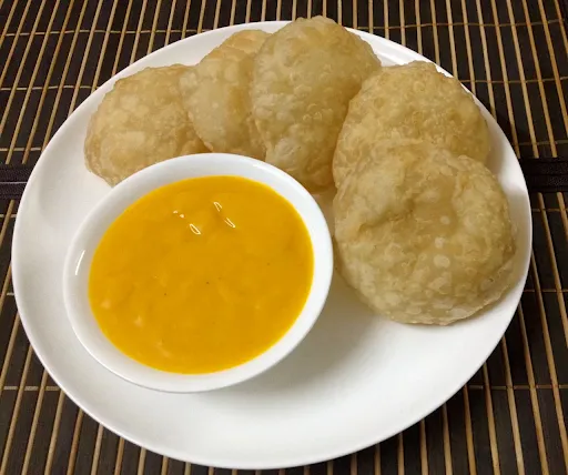 Aamras Poori