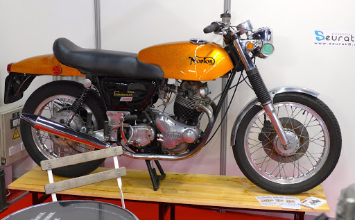 Norton 750 Fastback 1972 in Golden Bronze Metalflake.