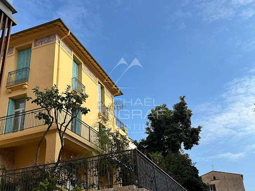 Apartment with terrace 1